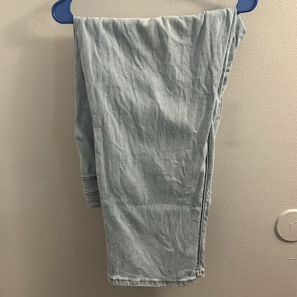 Jeans 👖 - Picture 2 of 7